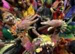 Фестиваль фарб веселки в Індії